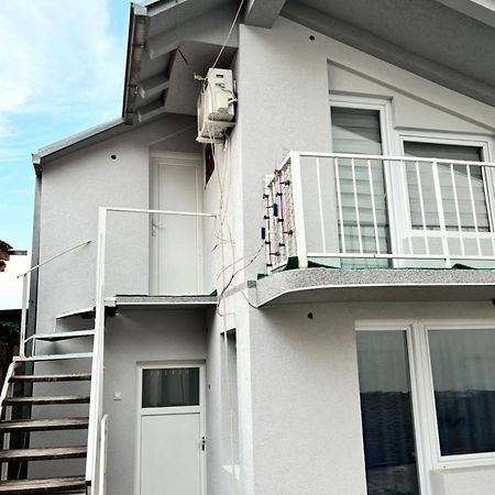 Apartman Sava Ni Exteriör bild