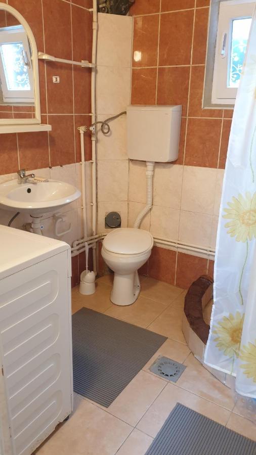 Apartman Sava Ni Exteriör bild